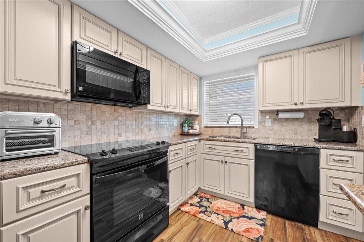 1205 Sandy Lane 145 photo 4