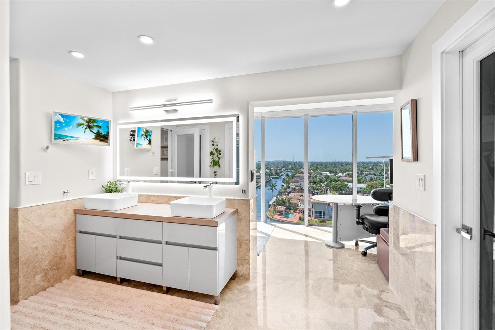 1160 Hillsboro Mile Ph photo 15