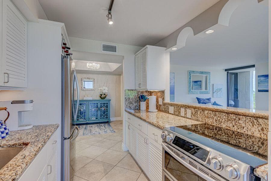 5550 N Ocean Drive 3c photo 6