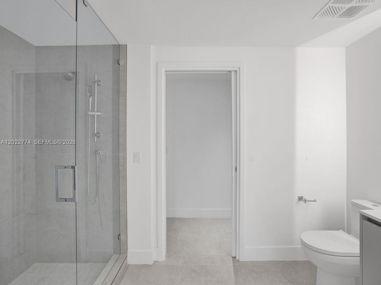 407 N Riverside 402 photo 23