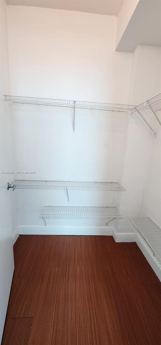 1900 N Bayshore Dr 3717 photo 6