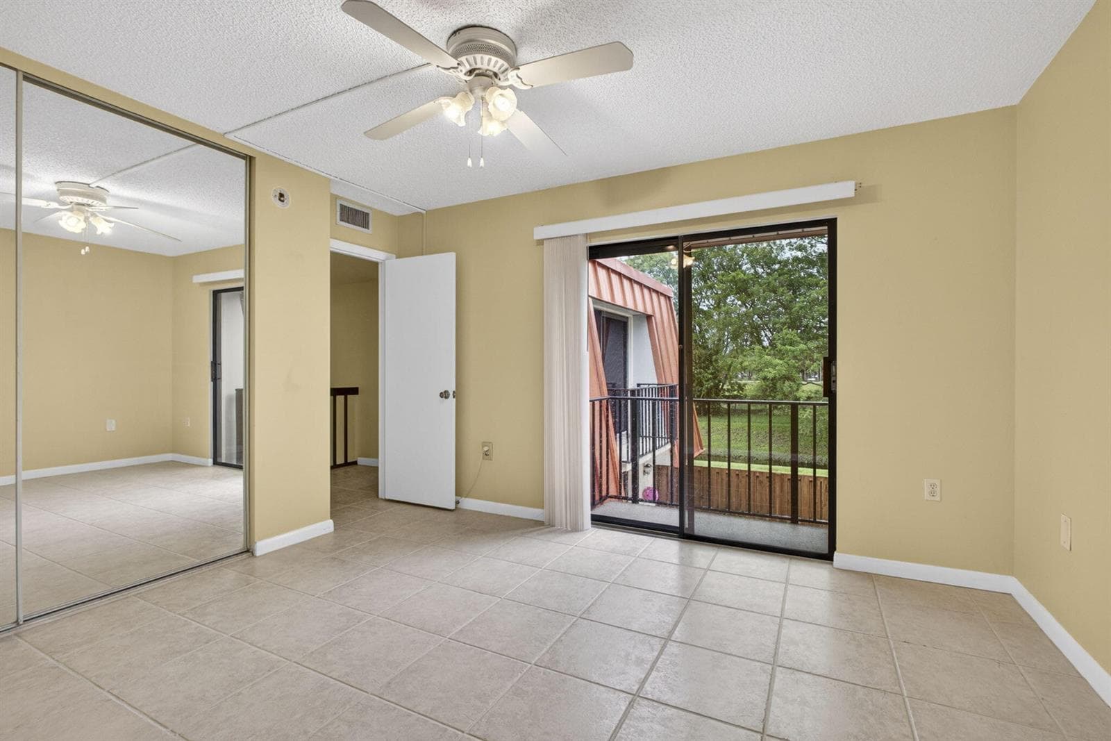 3345 Meridian Way N C photo 22