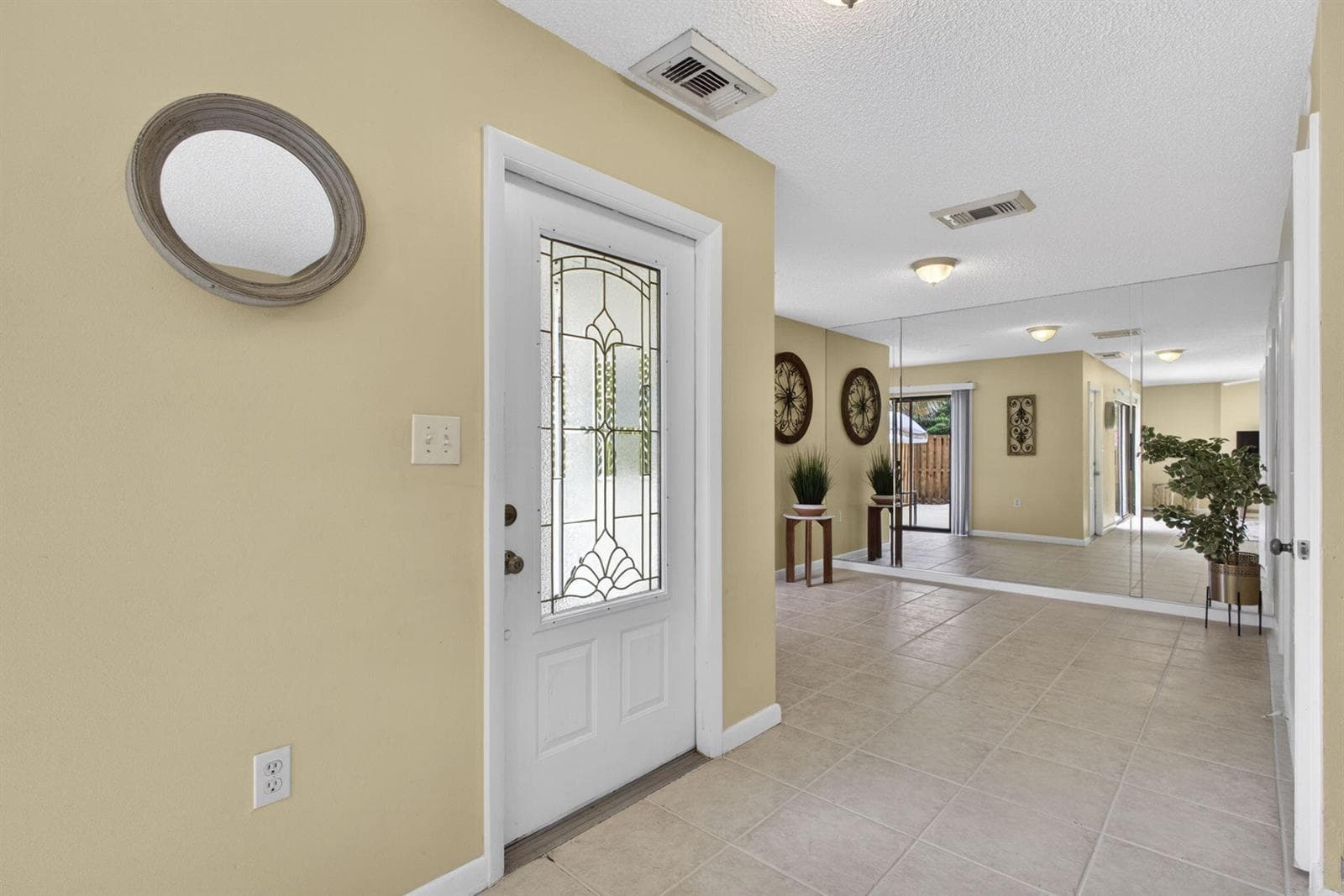 3345 Meridian Way N C photo 10