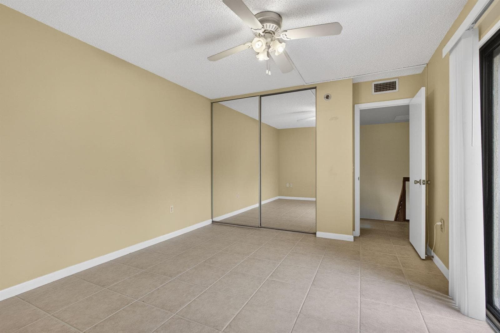 3345 Meridian Way N C photo 23