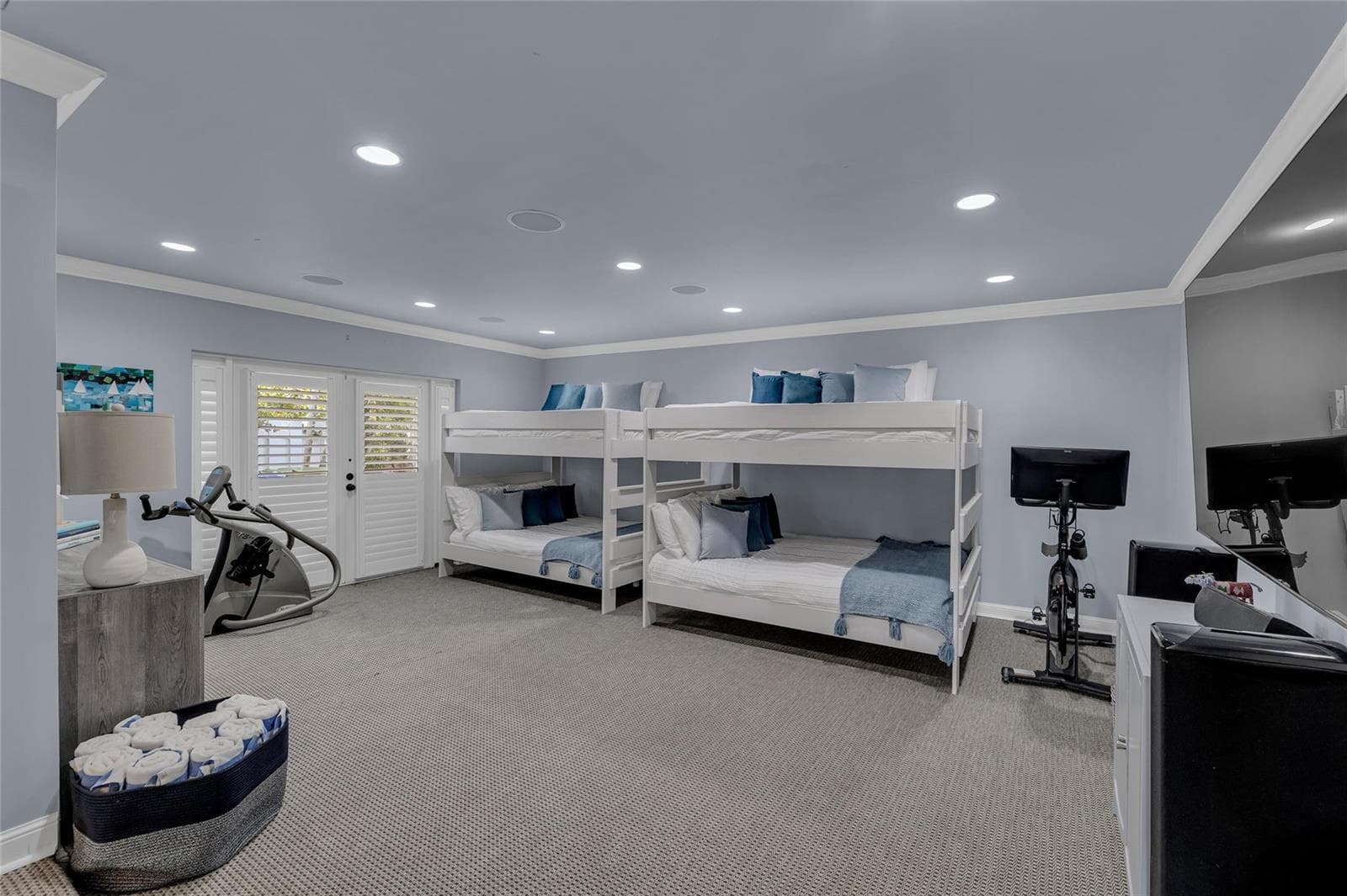 272 Imperial Lane photo 7