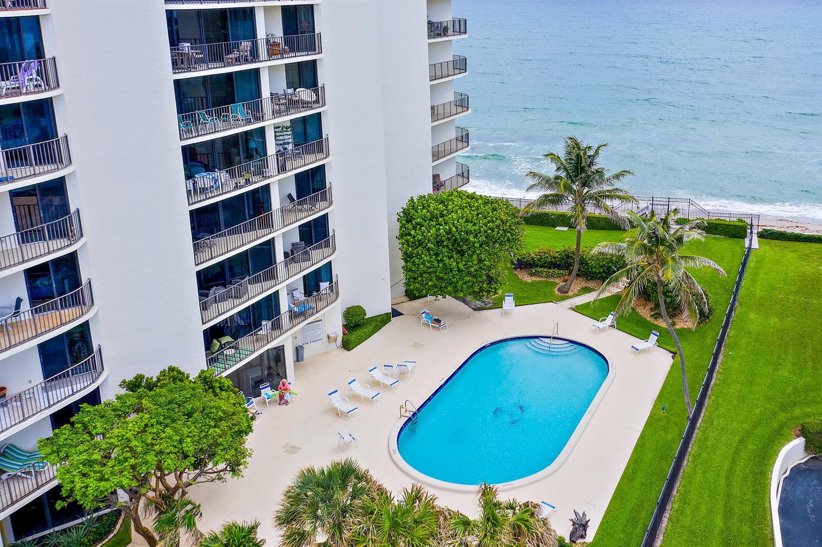 5420 N Ocean Drive 305 photo 20