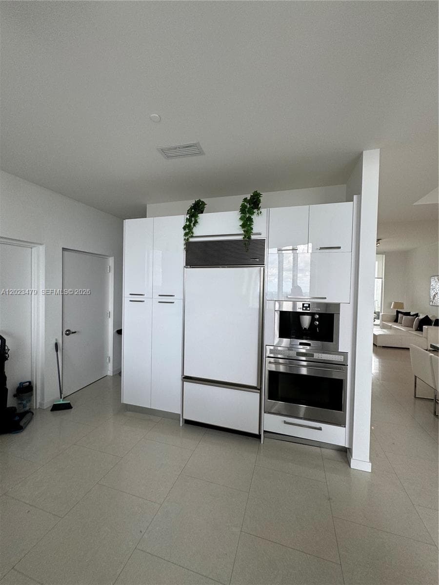 16001 Collins Ave 4006 photo 17