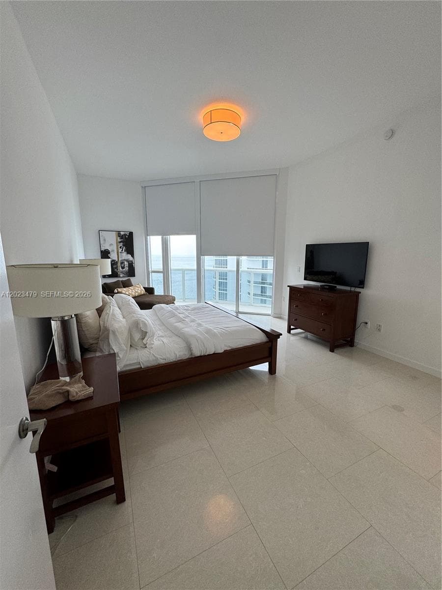 16001 Collins Ave 4006 photo 20