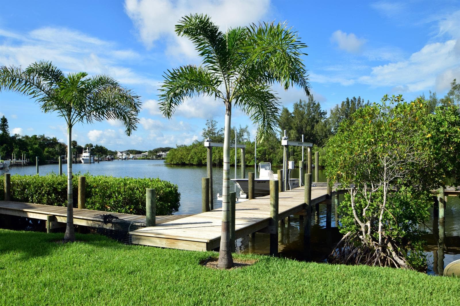 705 Bahia Mar Road photo 6