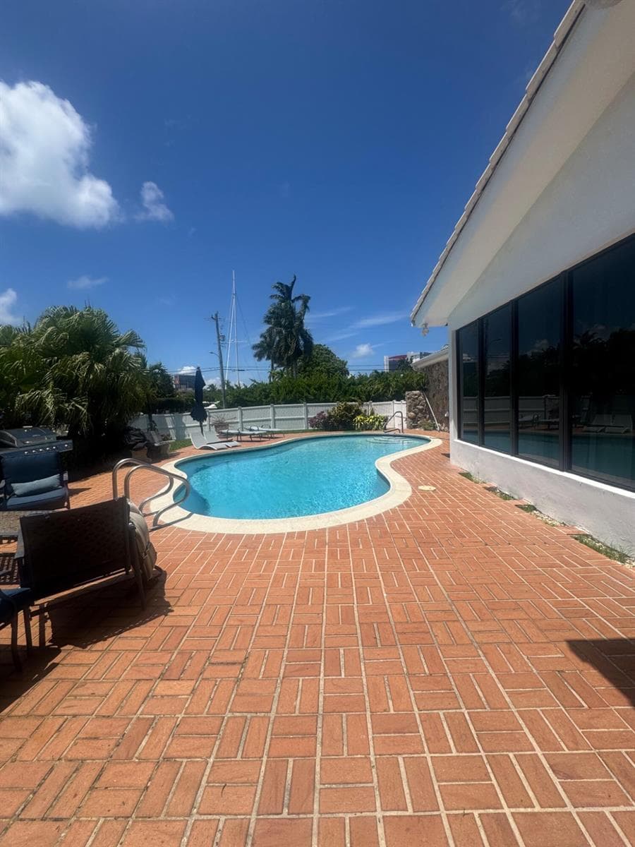 600 Hibiscus Drive photo 6
