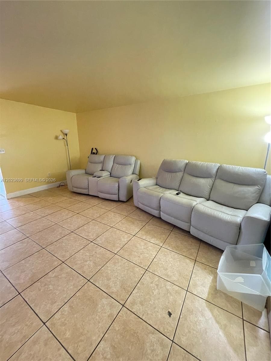 10370 SW 220th St 224 photo 12