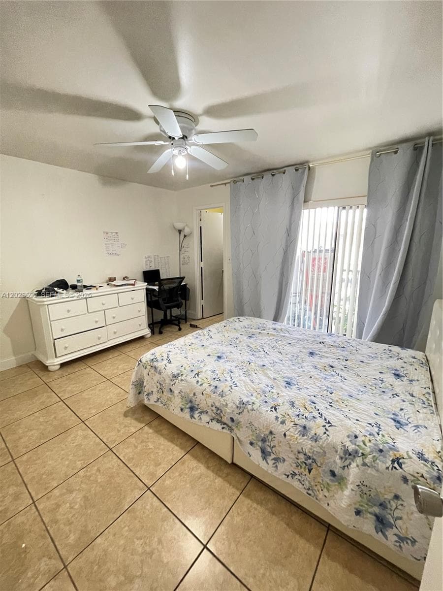 10370 SW 220th St 224 photo 14