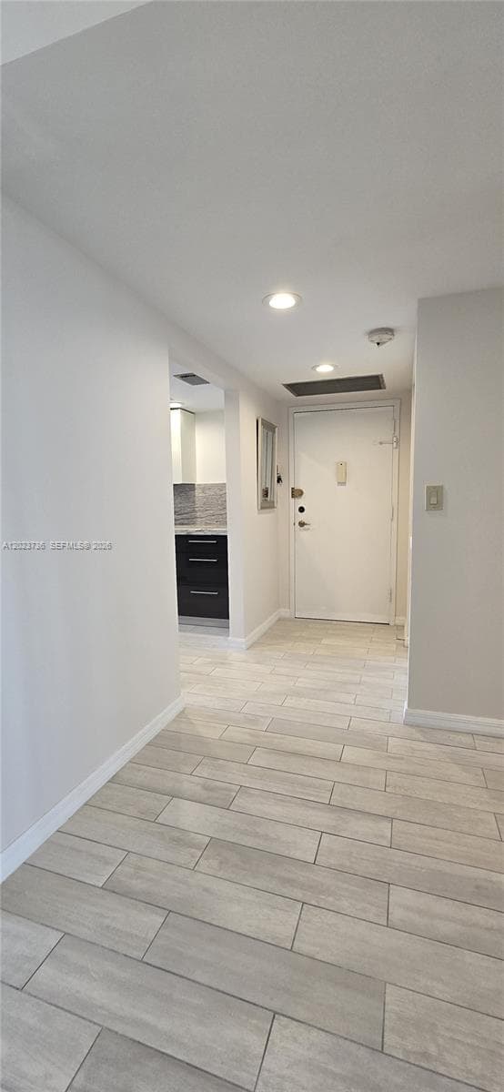 800 Parkview Dr 430 photo 19