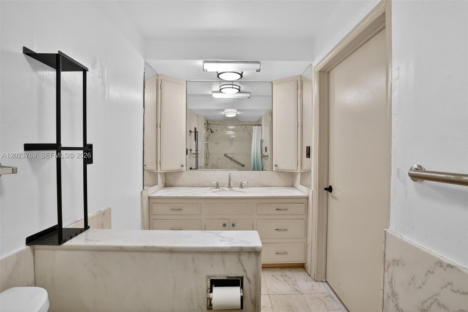 10240 Collins Ave 207 photo 8