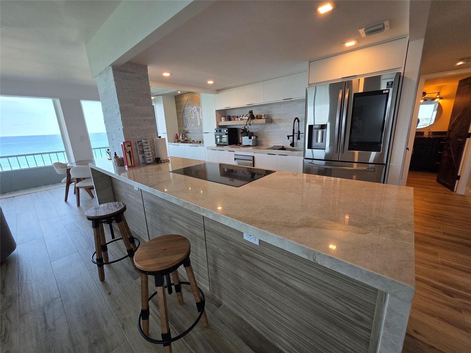 5550 N Ocean Drive photo 6