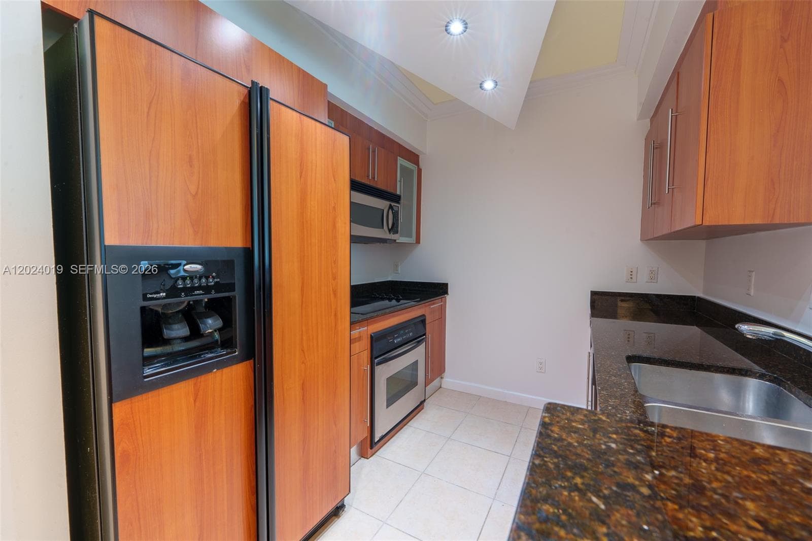 335 S Biscayne Blvd 802 photo 6