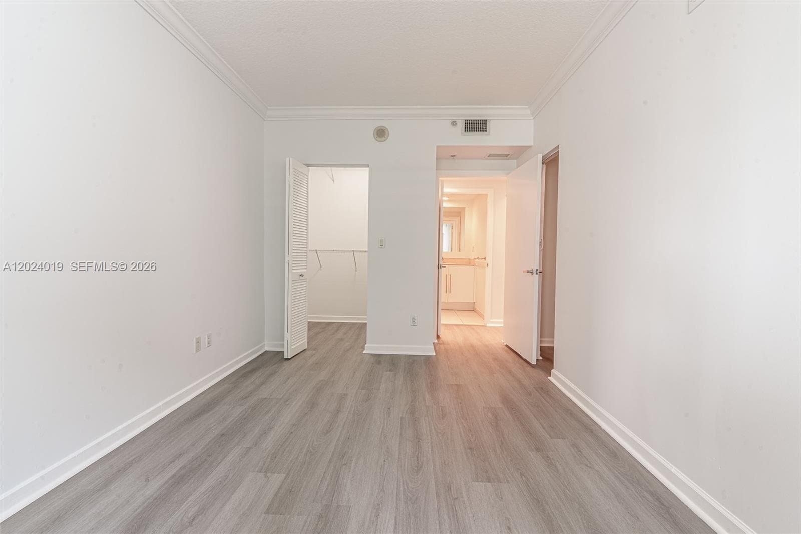335 S Biscayne Blvd 802 photo 13