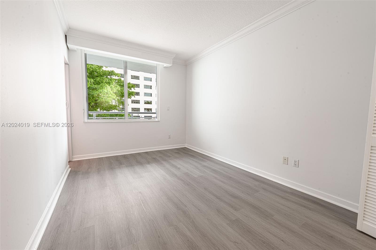 335 S Biscayne Blvd 802 photo 12
