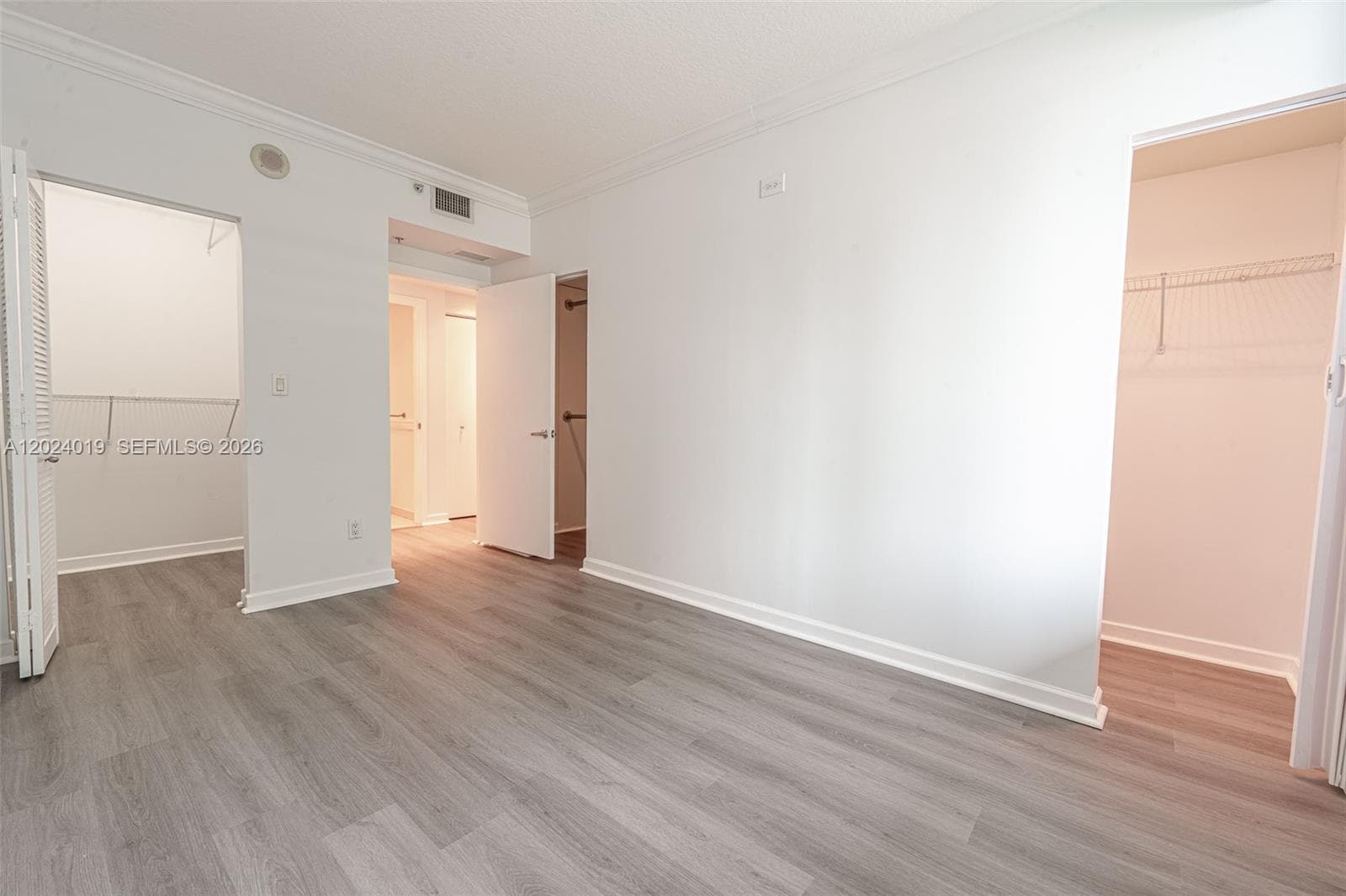 335 S Biscayne Blvd 802 photo 14