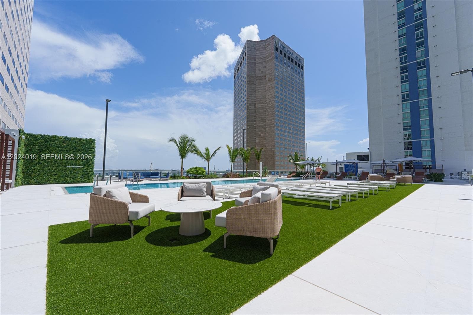 335 S Biscayne Blvd 802 photo 21