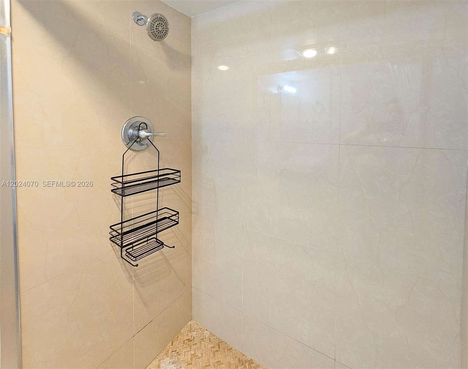 100 Bayview Dr 722 photo 12
