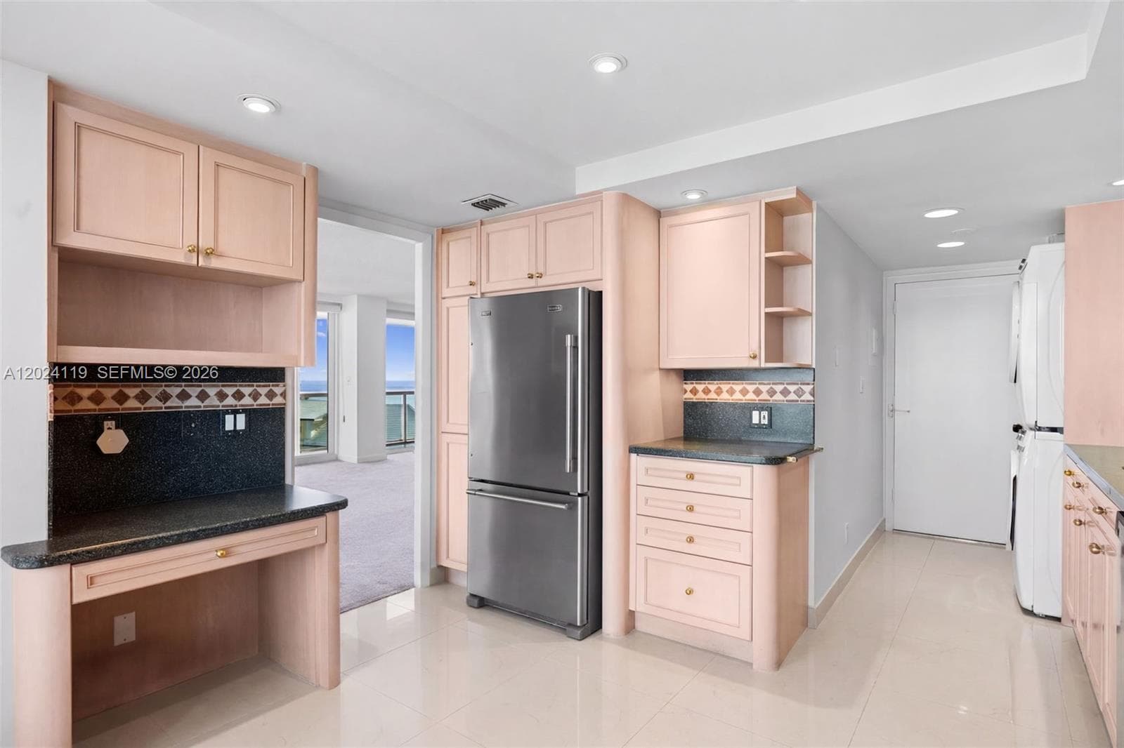 2100 S Ocean Ln 701 photo 12