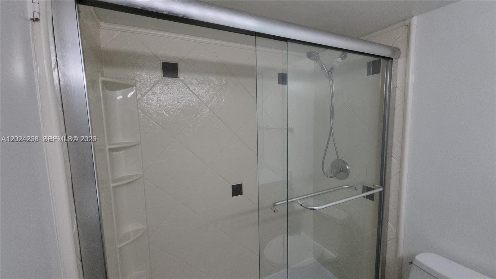5900 Collins Ave 404 photo 18