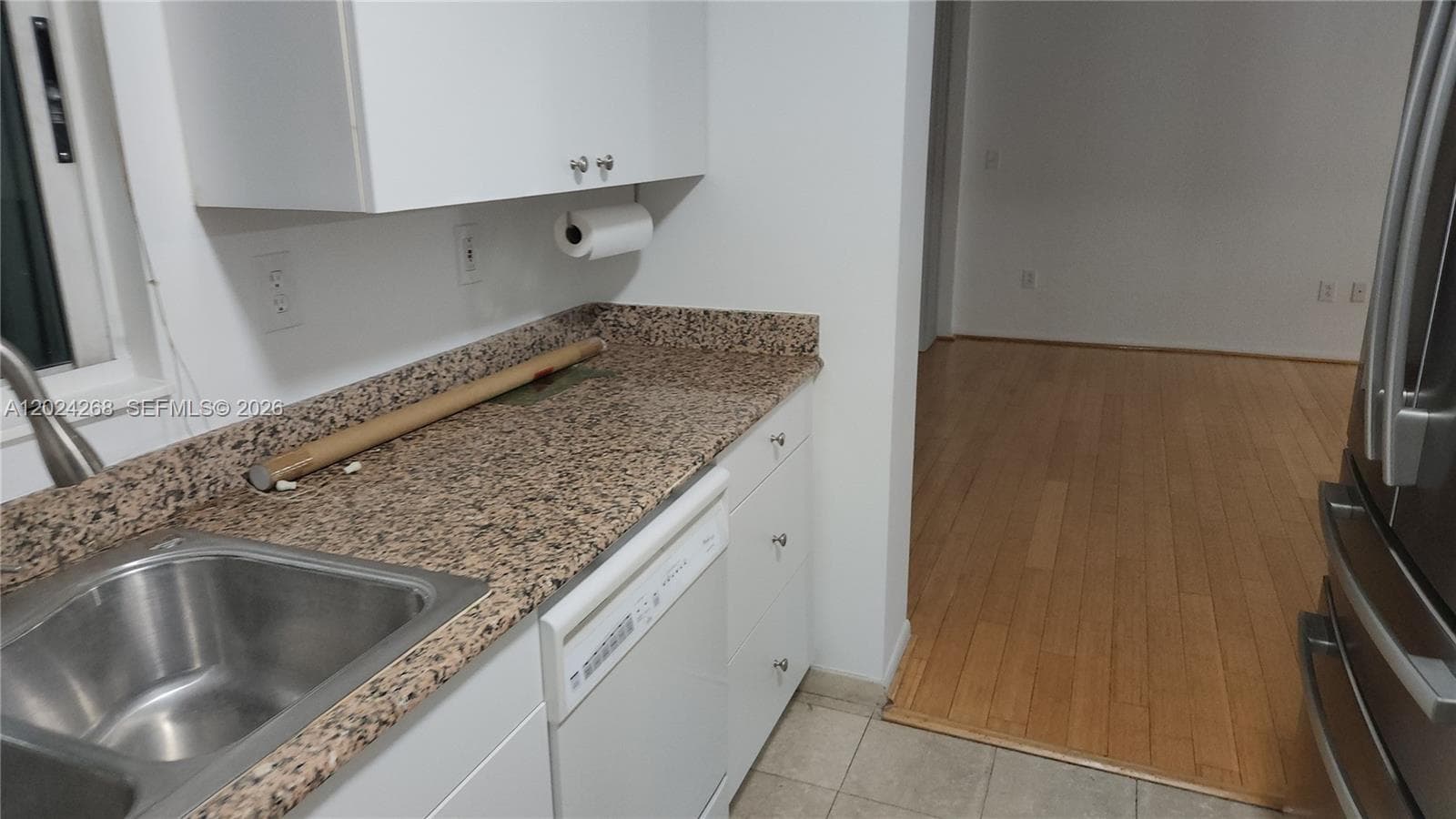 5900 Collins Ave 404 photo 8
