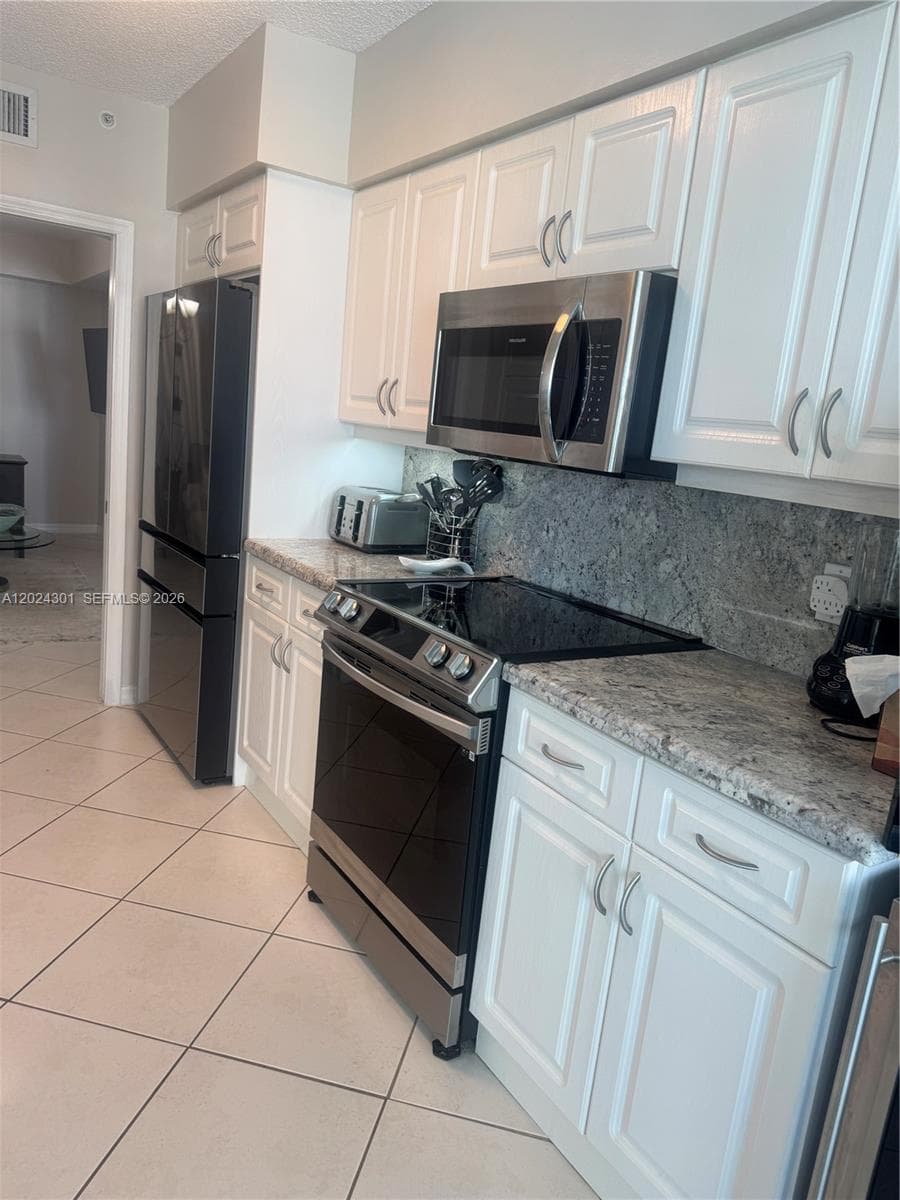 16400 Collins Ave 1242 photo 10