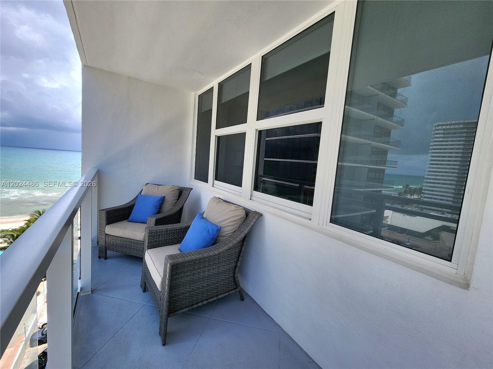 2030 S Ocean Dr 923 photo 4