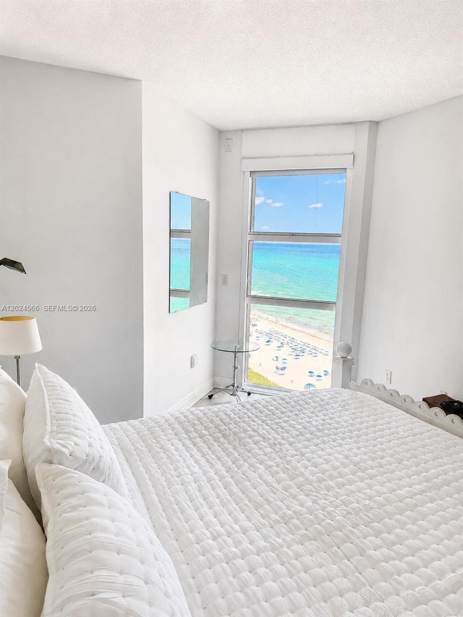 4201 Collins Ave 1503 photo 7