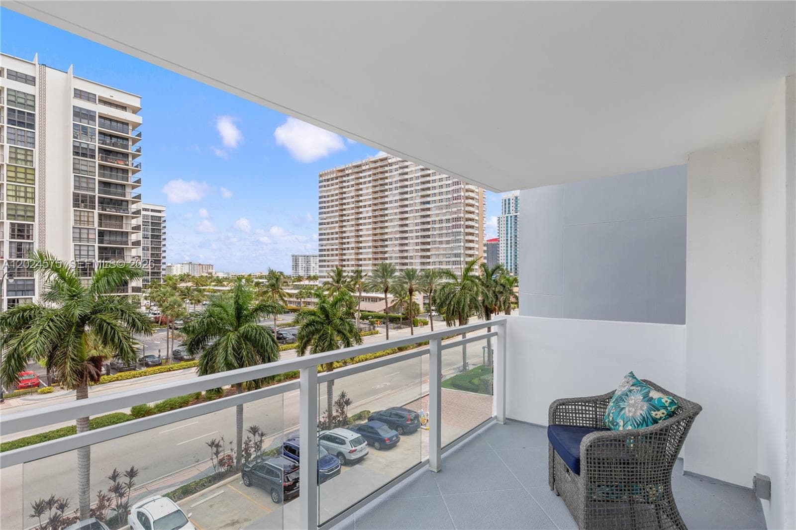 2030 S Ocean Dr 307 photo 24
