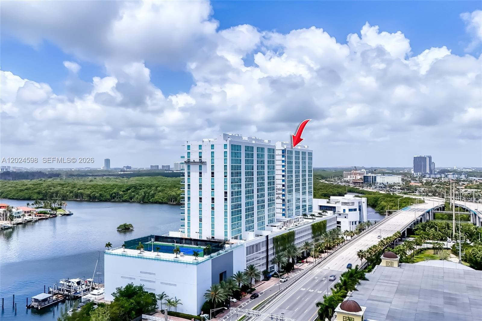 400 Sunny Isles Blvd 1202 photo 2