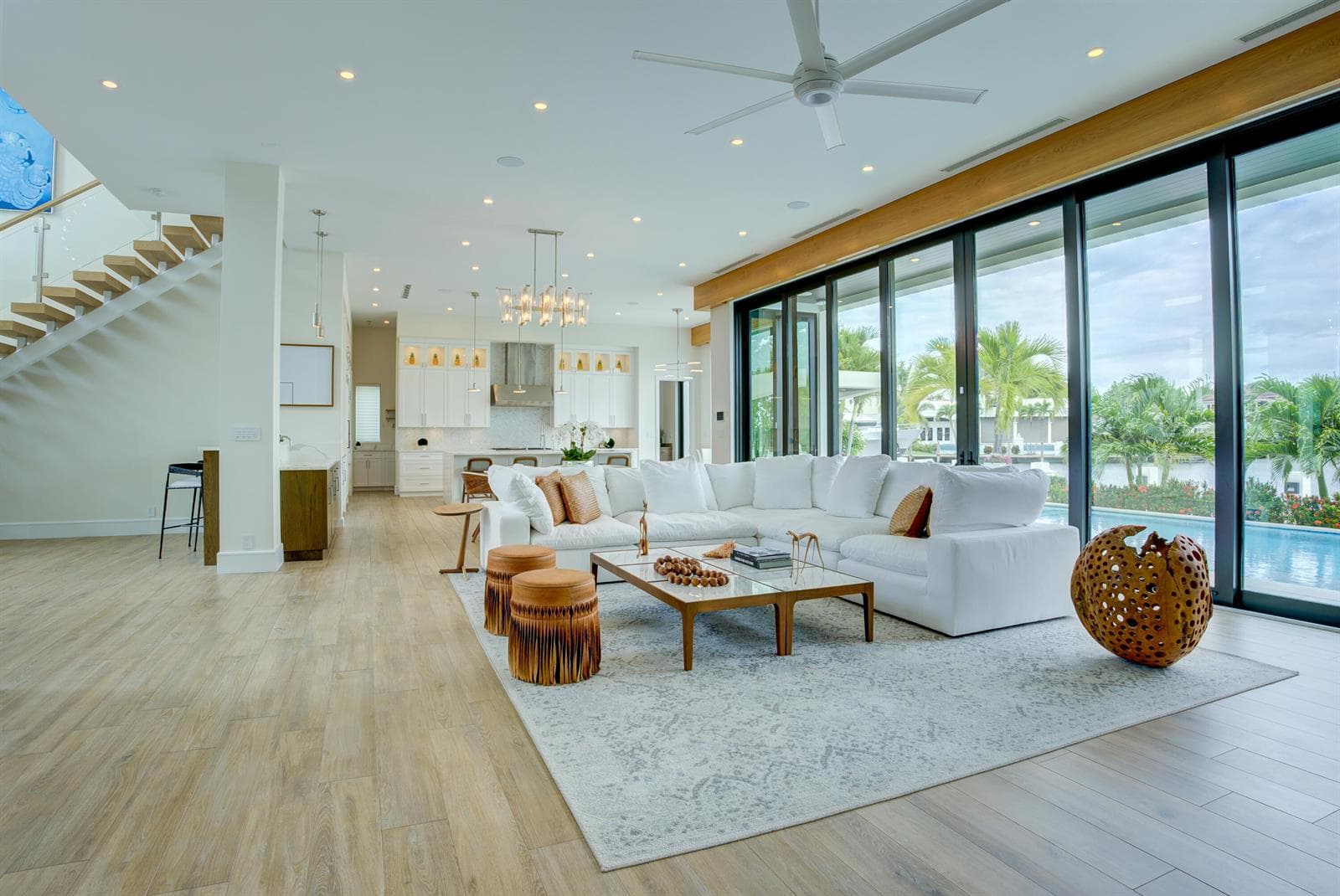 2801 NE 36th Street photo 5