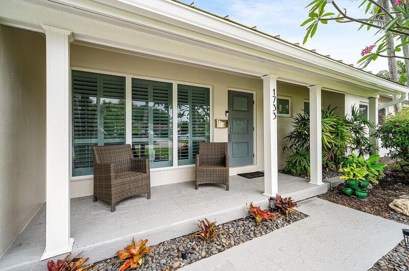 1733 Coral Gardens Drive photo 16