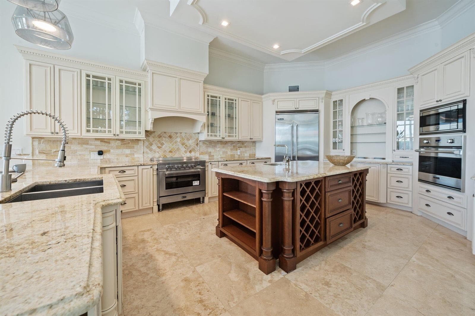 81 S Island Dr photo 15