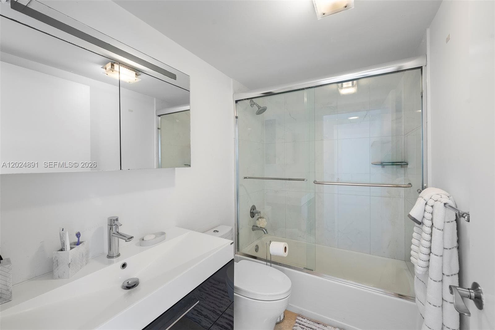 10175 Collins Ave 1505 photo 21