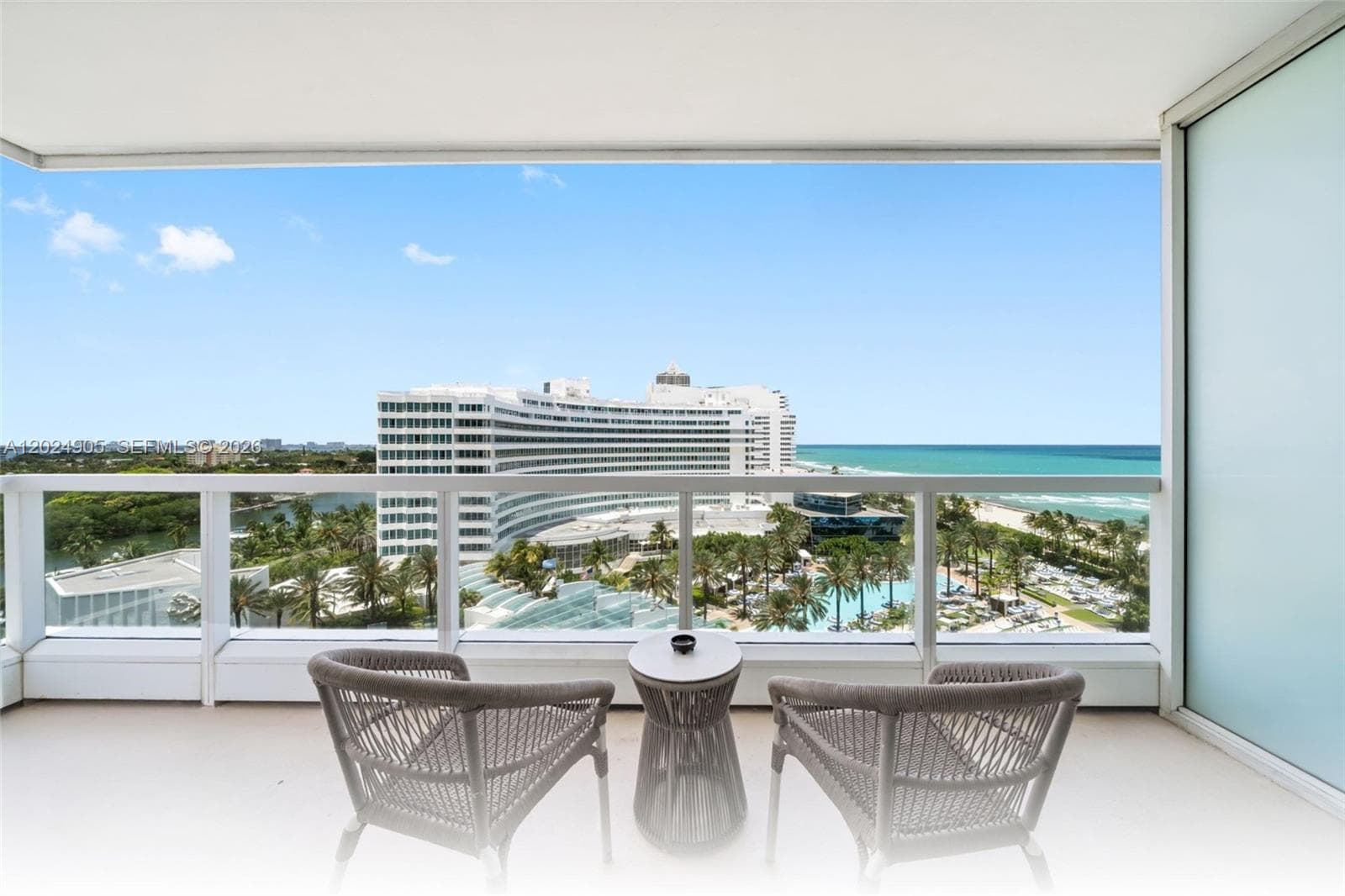 4391 Collins Ave 1001 photo 2