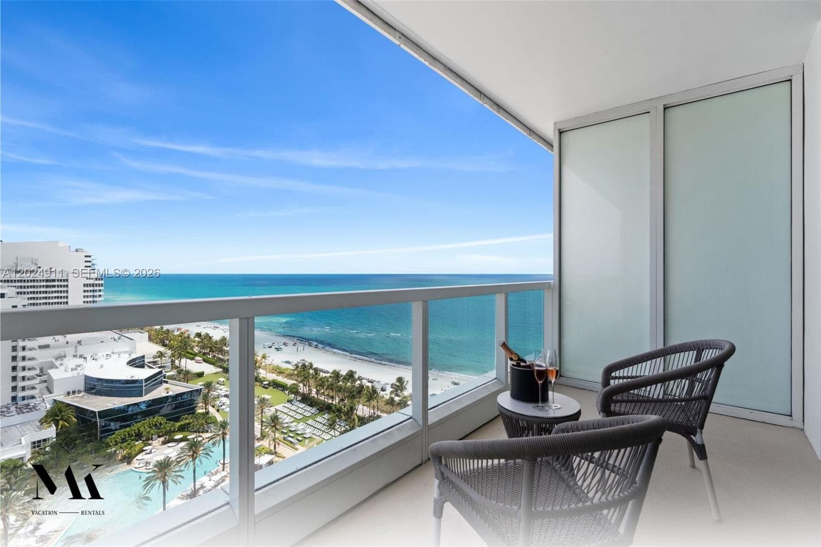 4391 Collins Ave 1002 photo 2