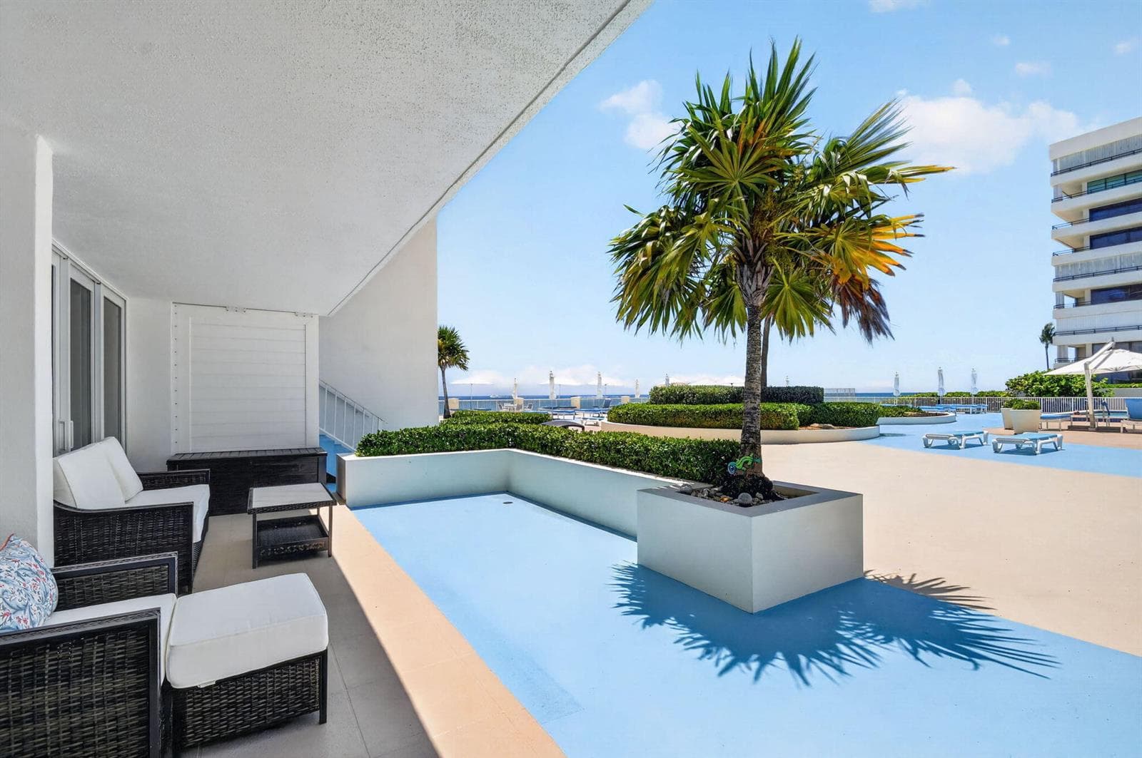 3546 S Ocean Boulevard 203 photo 2