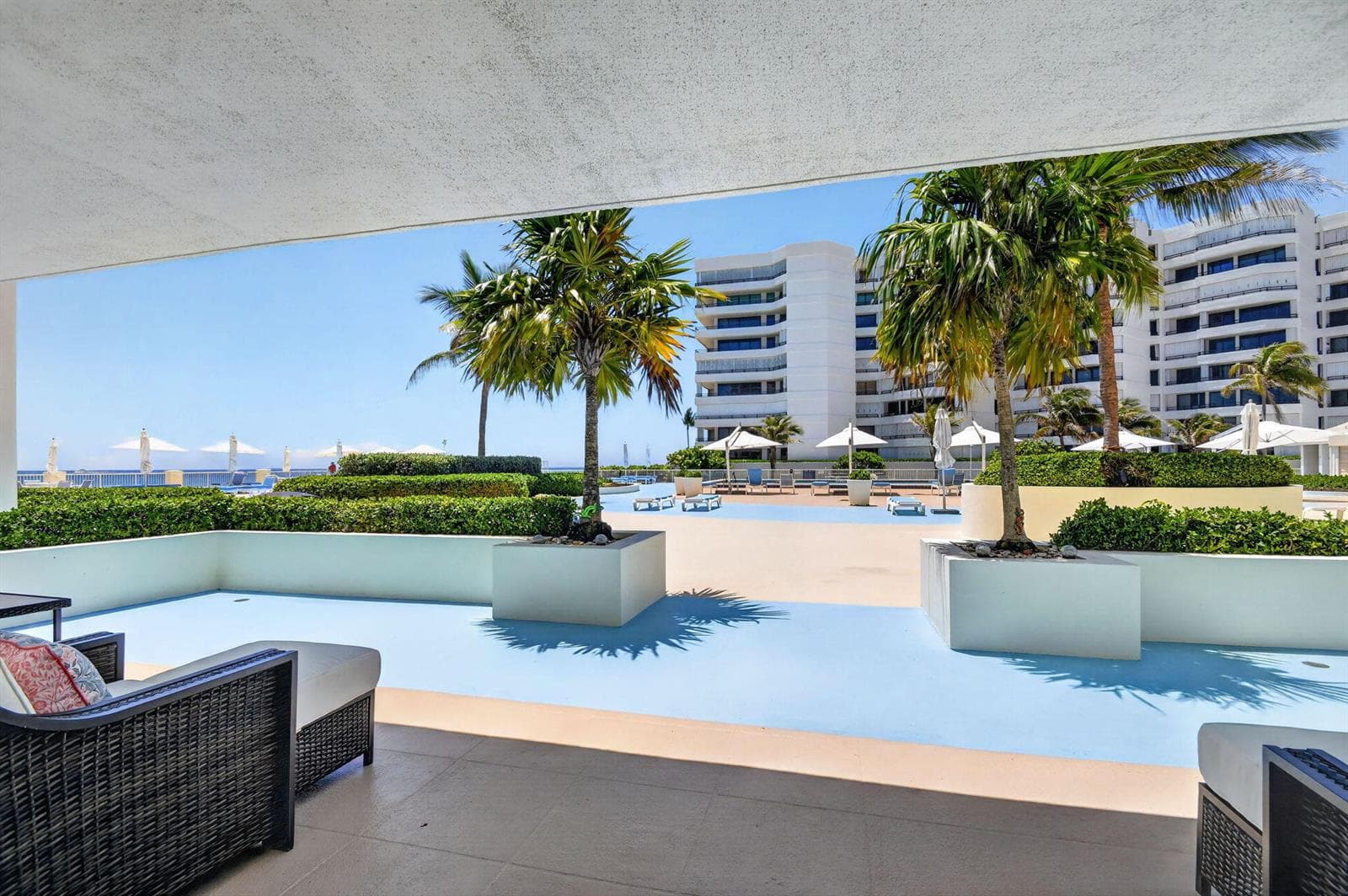 3546 S Ocean Boulevard 203 photo 1