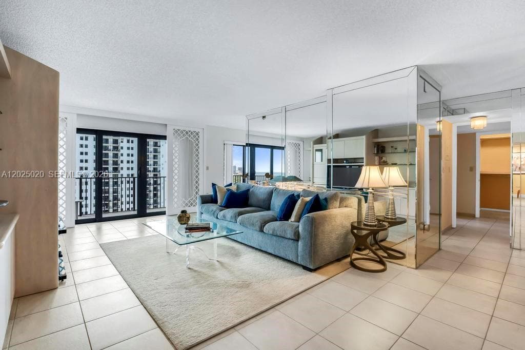 1201 S Ocean Dr 2003N photo 6