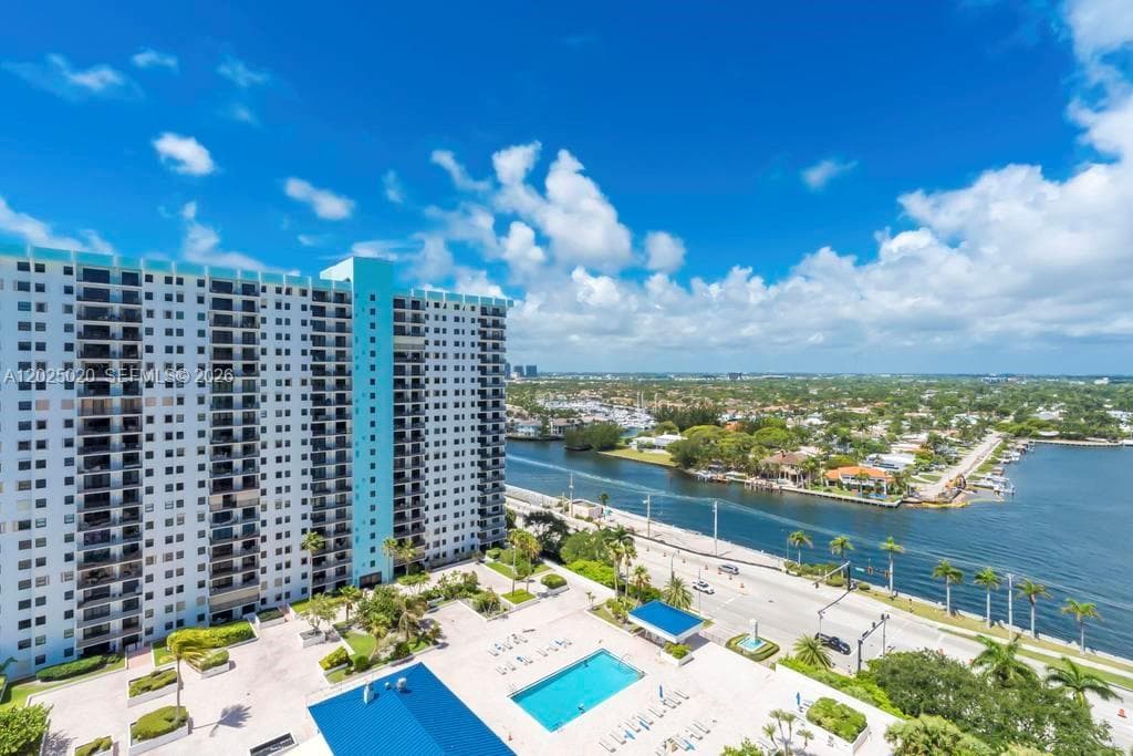 1201 S Ocean Dr 2003N photo 4