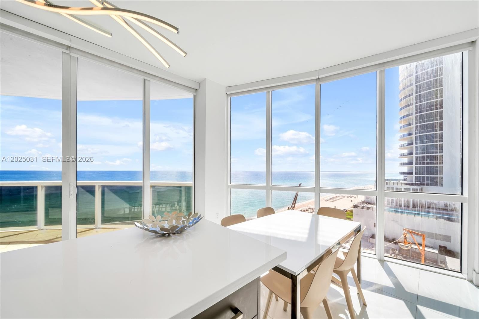 16001 Collins Ave 701 photo 4