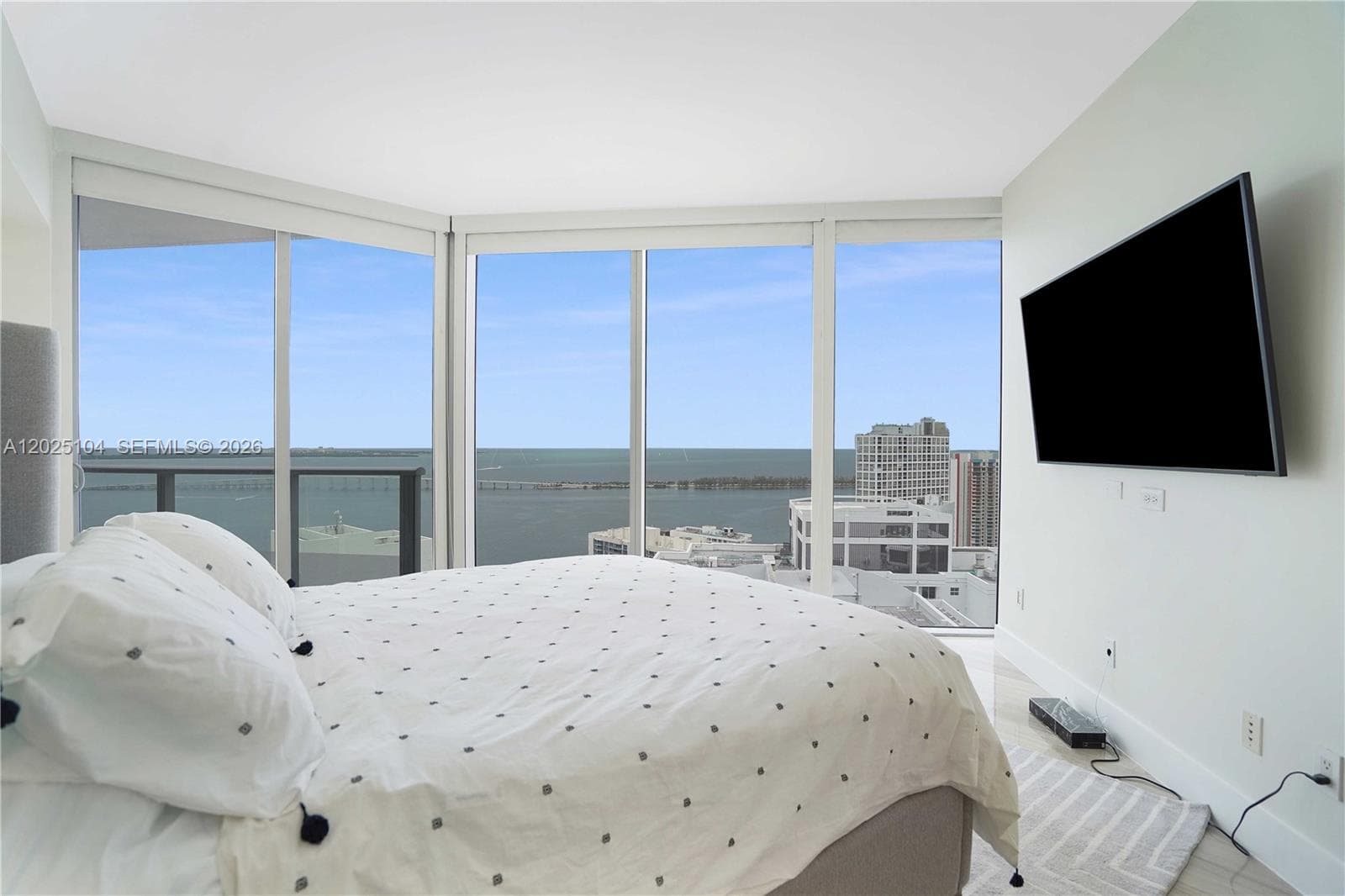 1300 Brickell Bay Dr 3402 photo 2