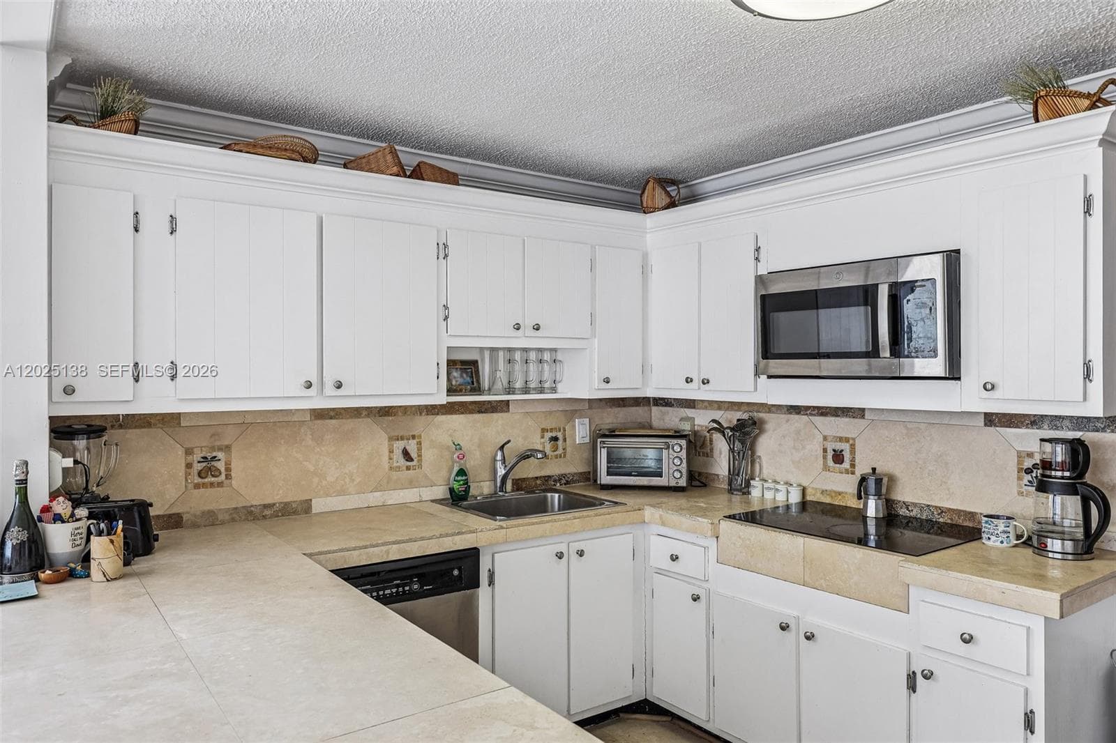 2750 NE 183rd St 603 photo 9