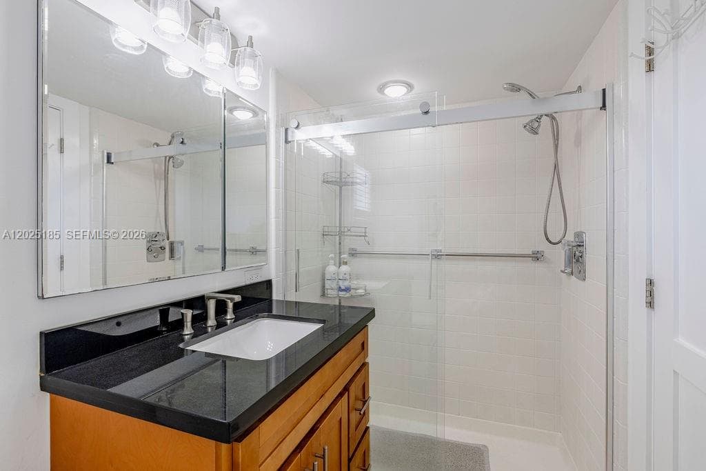 5300 Highway A1a 302 photo 20