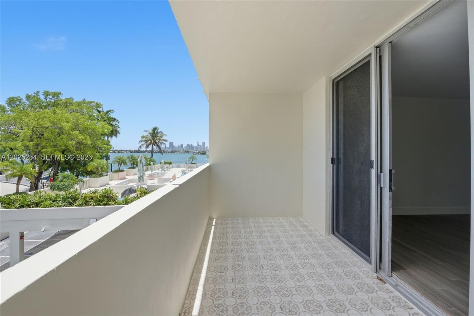 5 Island Ave 2F photo 13