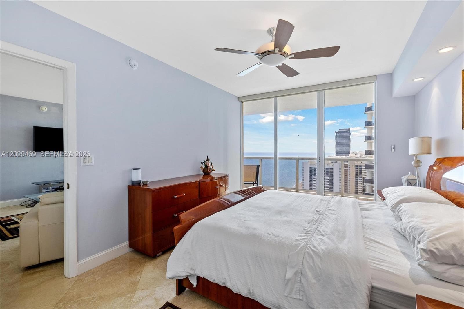 1830 S Ocean Dr 2804 photo 12