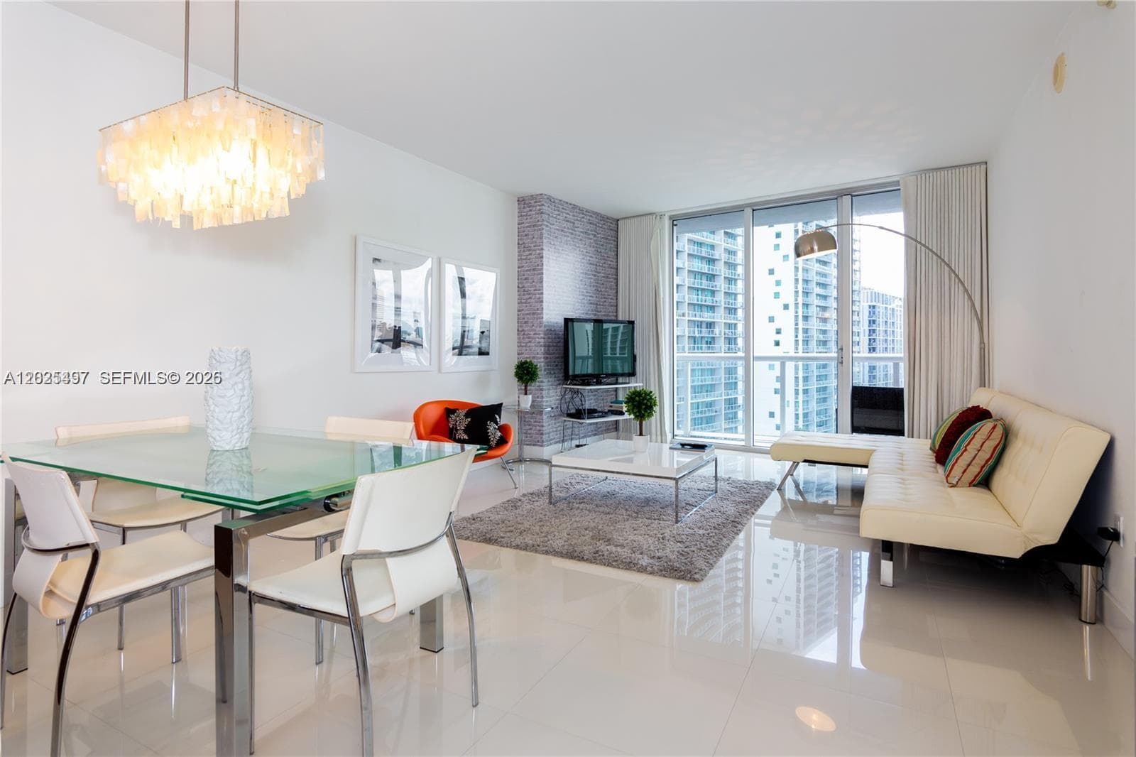 485 Brickell Ave 2006 photo 12
